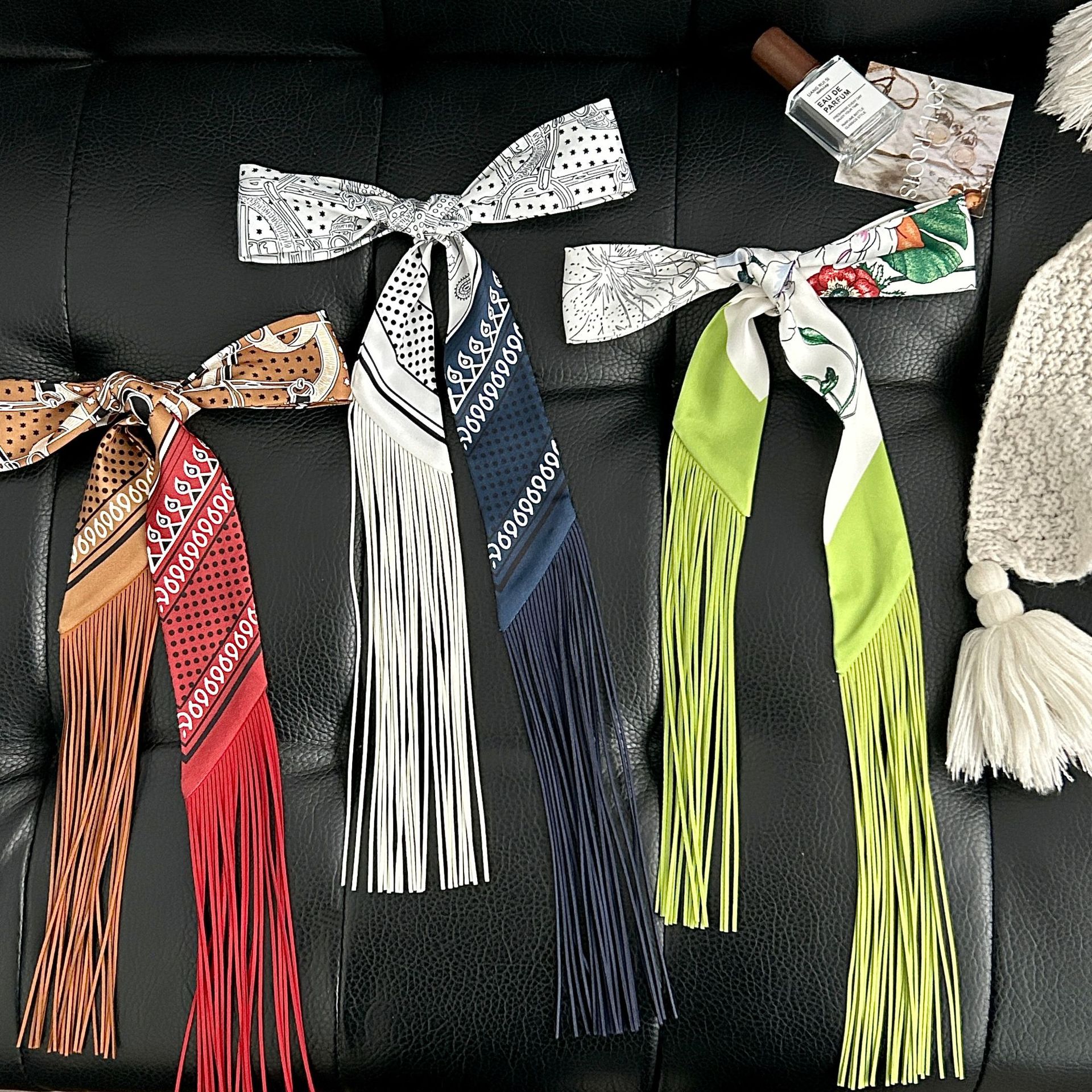 Luxury Tassel Skinny Scarf for - Face Scarf Mask のレビューと価格