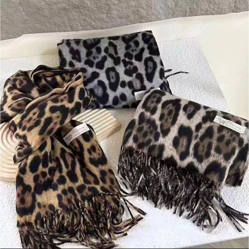 190*70CM Design Leopard Scarf  - Woven Scarf Blanket のレビューと価格