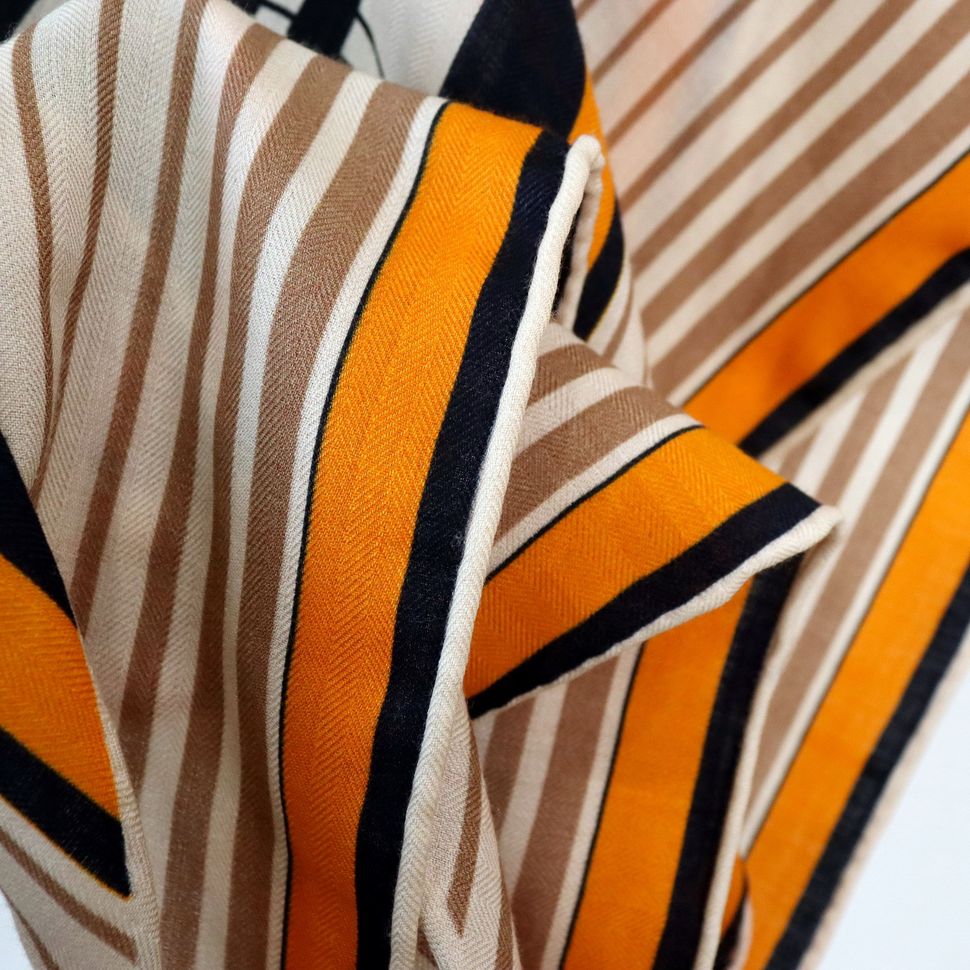 Vintage Equestrian Print Silk  - Pashmina Wrap Large のレビューと価格