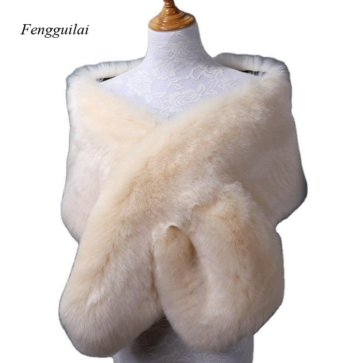 Women's White Faux Fur Shawl B - Stole Wedding Shawl のレビューと価格