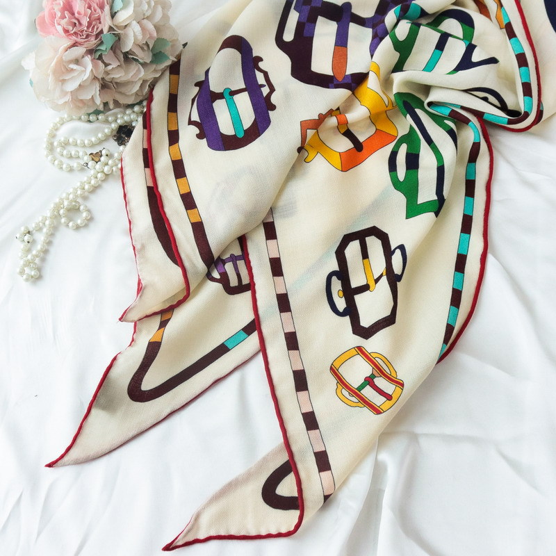 Silk Wool Scarf Large Triangle - Pashmina Wrap Large のレビューと価格