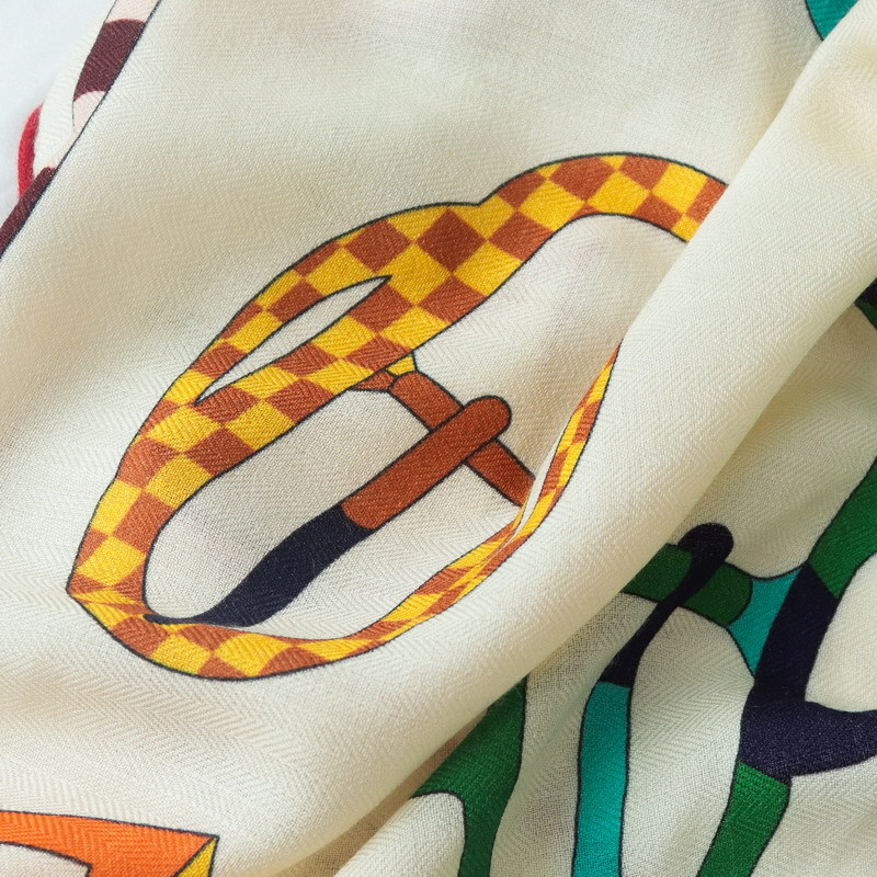 Silk Wool Scarf Large Triangle - Pashmina Wrap Large のレビューと価格
