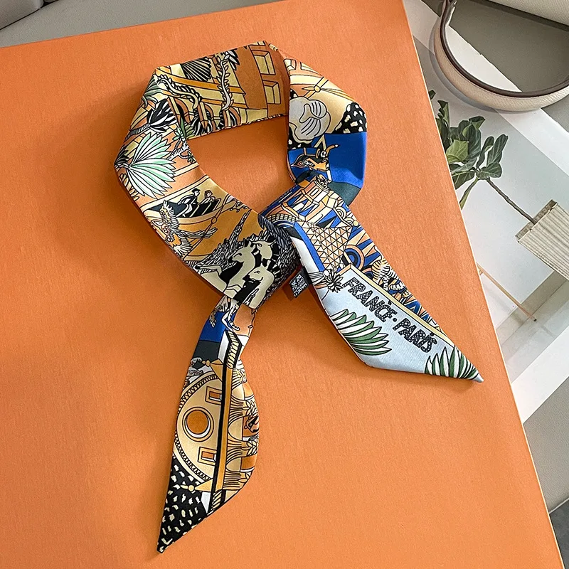 Luxury Design Horse Print Skin - Ascot Neck Scarf のレビューと価格