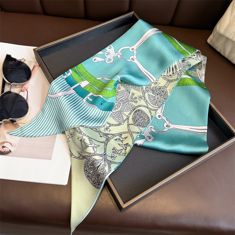 Women's Double-sided Print Sil - Ascot Neck Scarf のレビューと価格
