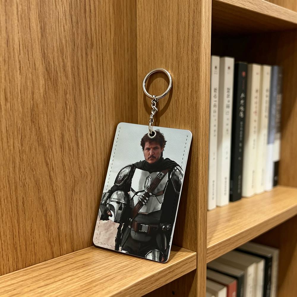 Cool Actor P-Pedro Pascal Card - Lanyard Badge Holder のレビューと価格