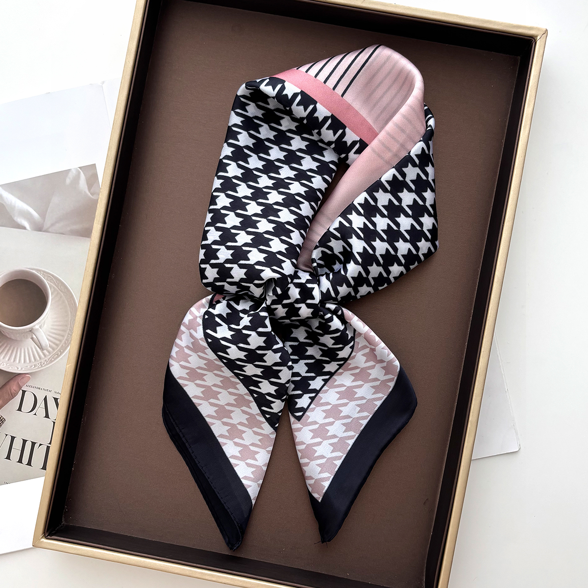 New Printed Square Scarf For W - Silk Neck Scarf のレビューと価格