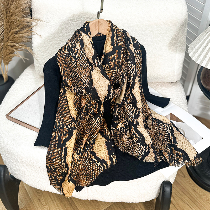 Luxury Brand Scarf Leopard pri - Pashmina Wrap Large のレビューと価格