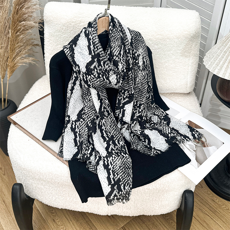 Luxury Brand Scarf Leopard pri - Pashmina Wrap Large のレビューと価格