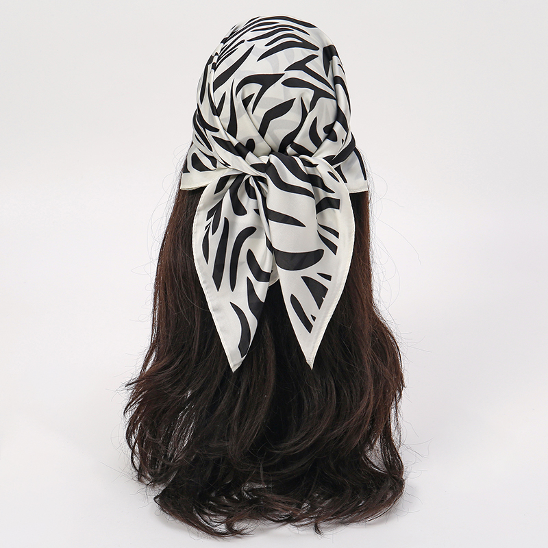 2025 Fashion Zebra Stripes Des - Silk Tie Striped のレビューと価格