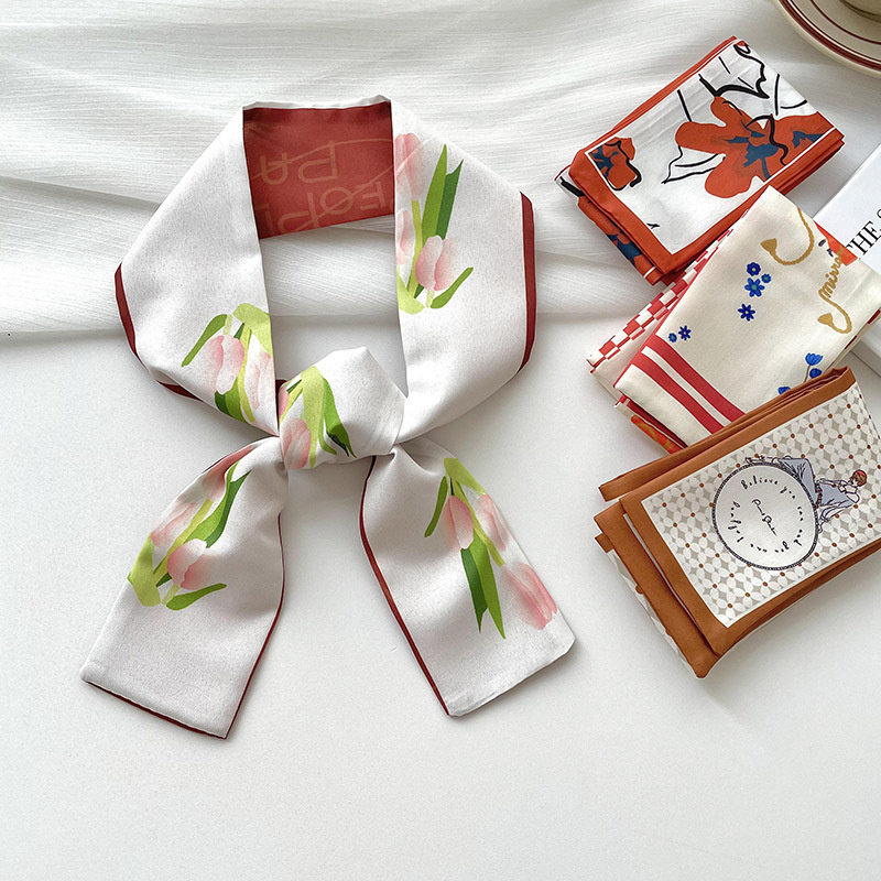 New luxury Brand Model Small S - Silk Neck Scarf のレビューと価格