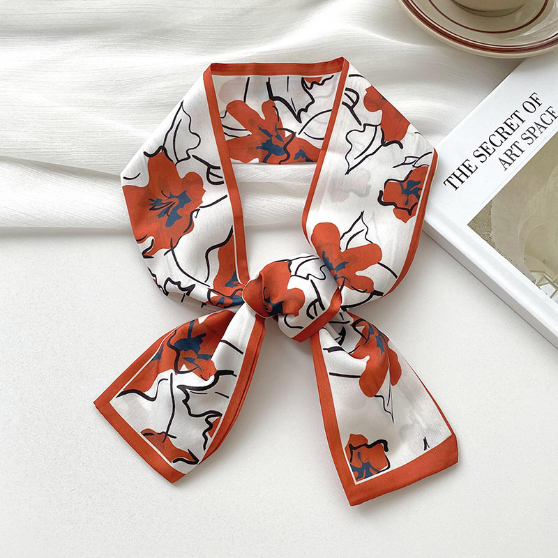 New luxury Brand Model Small S - Silk Neck Scarf のレビューと価格